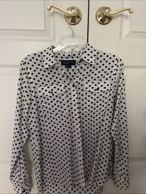 Jones New York White Button-Down Blouse with Black Polka Dots